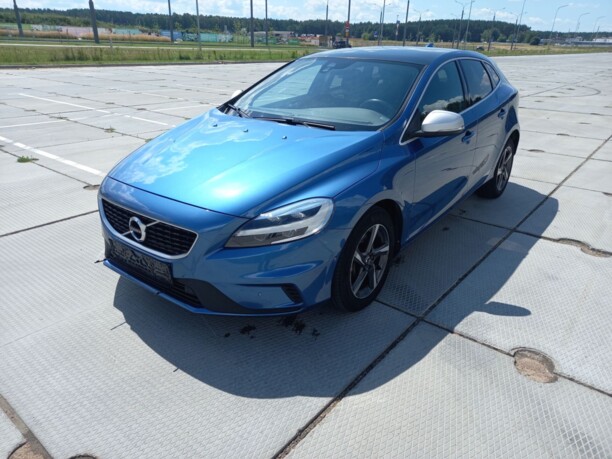 Volvo V40 II · Рестайлинг, 2018 г.