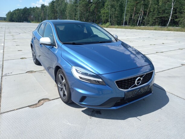 Volvo V40 II · Рестайлинг, 2018 г.