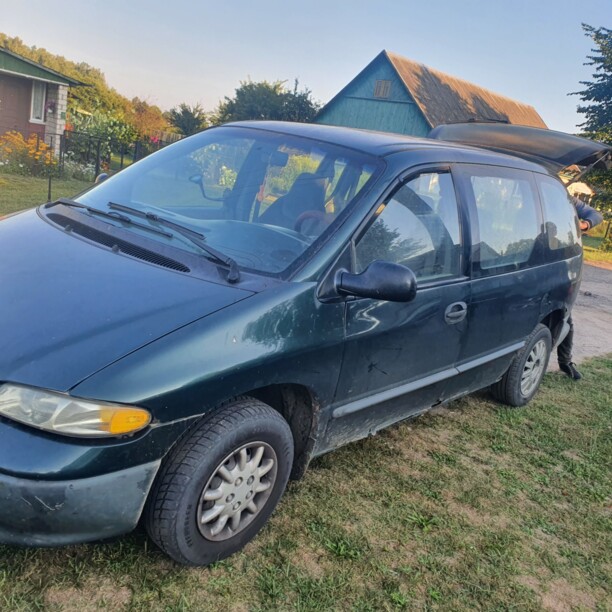 Dodge Caravan III, 7 мест, 1998 г.