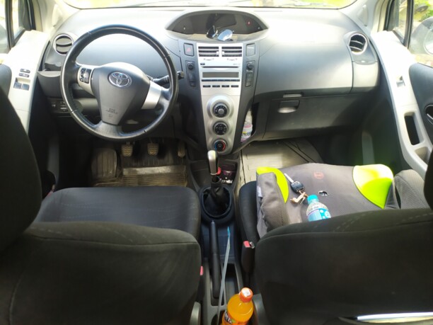 Toyota Yaris II (XP9), 2008 г.