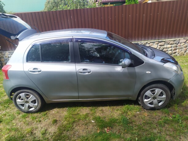 Toyota Yaris II (XP9), 2008 г.