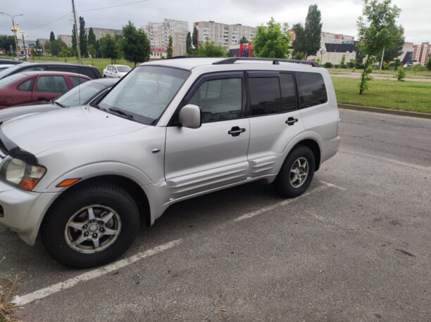 Mitsubishi Montero III, 2001 г.