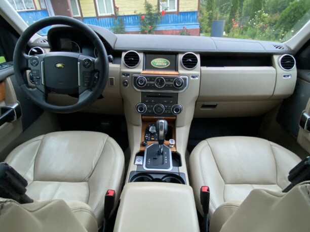 Land Rover Discovery IV, 7 мест, 2009 г.