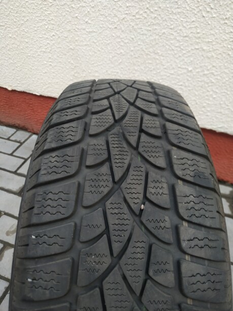 Легковые шины Dunlop 205/60 R16 4 шт.