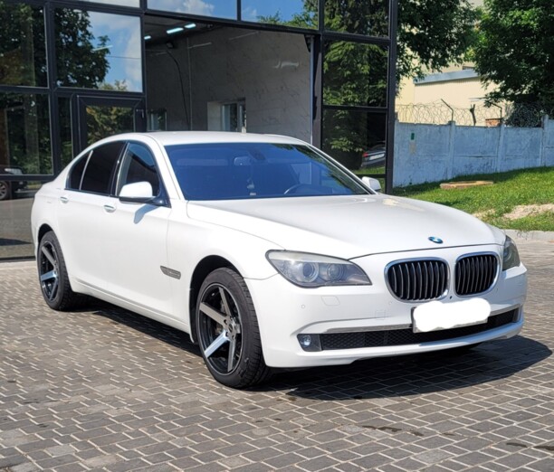 BMW 7 серия F01, F04, 2010 г.