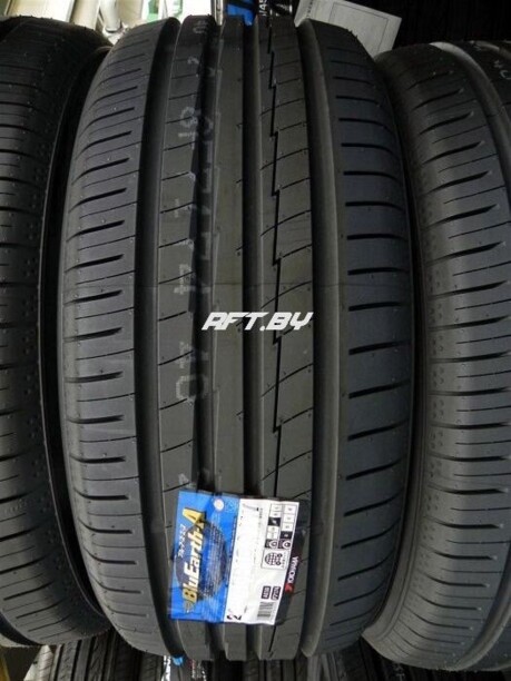 Легковые шины Yokohama BluEarth-A AE-50 245/45 R18 4 шт.