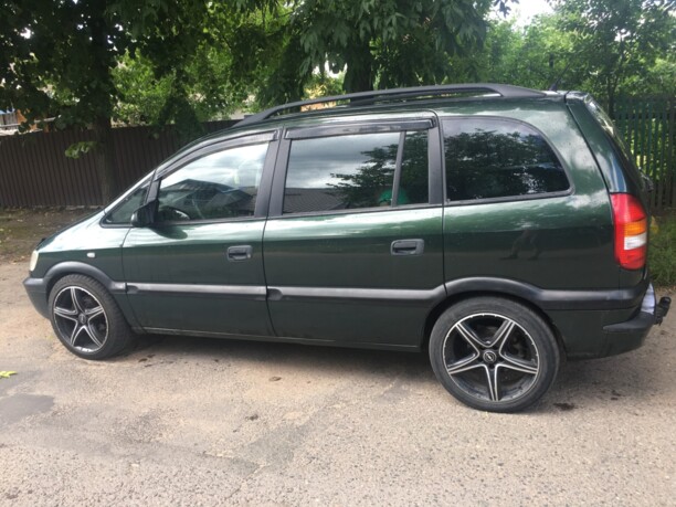 Opel Zafira A, 7 мест, 2000 г.