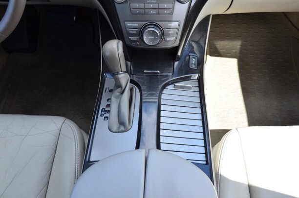 Acura MDX II, 7 мест, 2008 г.