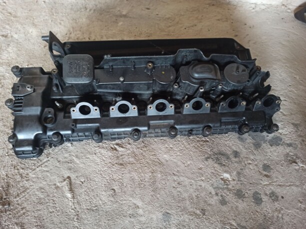 Клапанная крышка для BMW 5 серия E60, E61 2002 - 2010