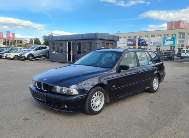 BMW 5 серия E39, 2001 г.