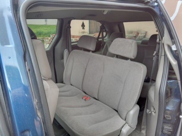 Dodge Grand Caravan IV, 7 мест, 2001 г.
