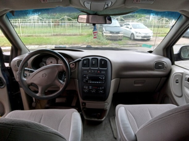 Dodge Grand Caravan IV, 7 мест, 2001 г.
