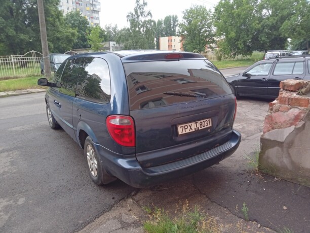 Dodge Grand Caravan IV, 7 мест, 2001 г.
