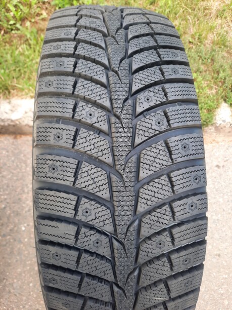 Легковые шины Laufenn I FIT Ice LW71 215/45 R17 4 шт.