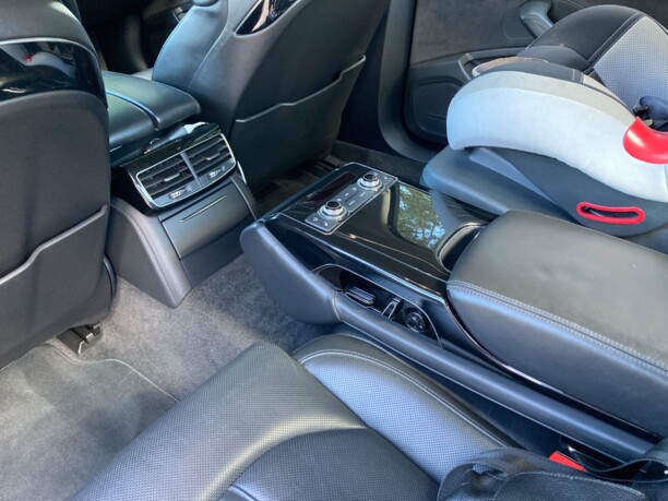 Audi A8 D4, 2012 г.