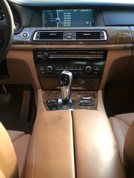 BMW 7 серия F01, F04, 2010 г.