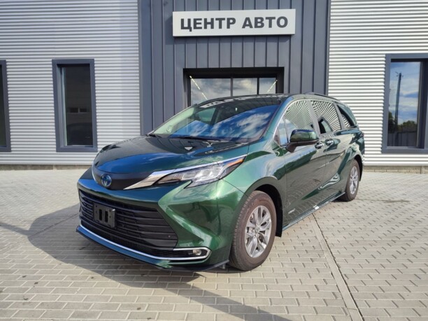 Toyota Sienna IV (XL40), 7 мест, 2021 г.