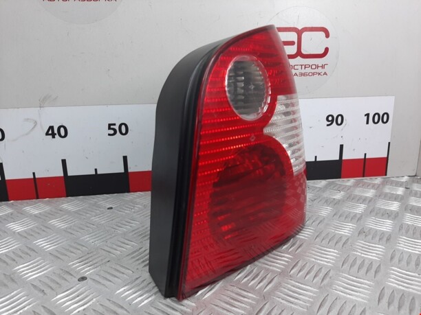 Задний правый фонарь в сборе для Volkswagen Polo III 1994-2002