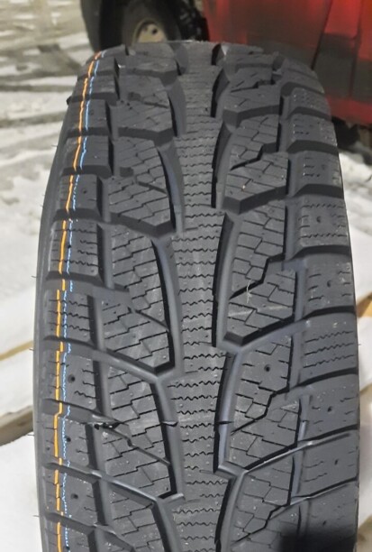 Легковые шины Hankook RW09 205/65 R15 4 шт.