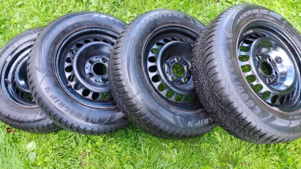 Легковые шины GoodYear ULTRAGRIP 9 195/65 R15 4 шт.