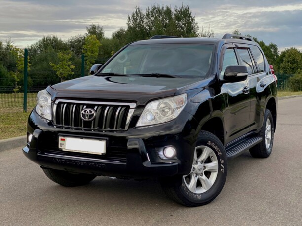 Toyota Land Cruiser Prado J150, 7 мест, 2011 г.