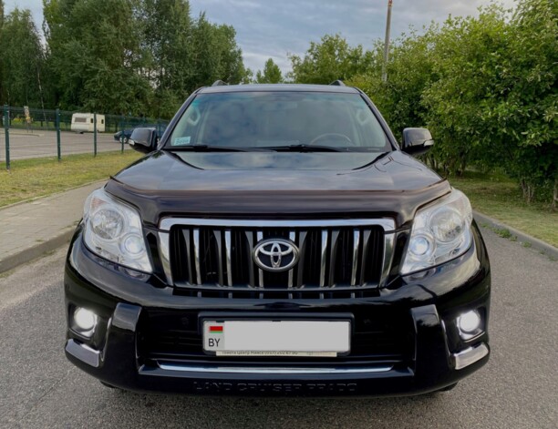 Toyota Land Cruiser Prado J150, 7 мест, 2011 г.