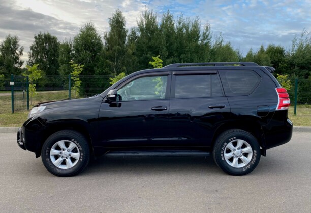 Toyota Land Cruiser Prado J150, 7 мест, 2011 г.