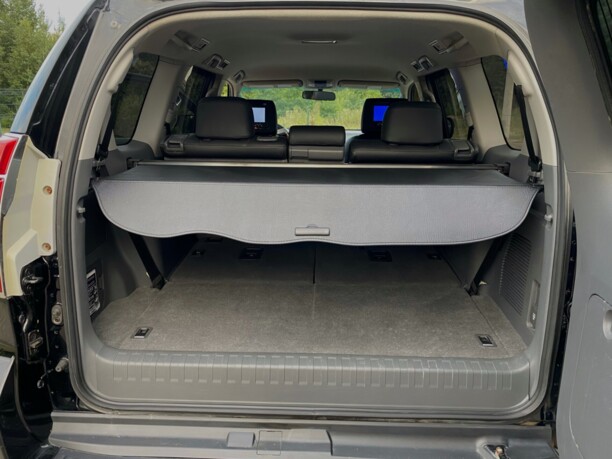 Toyota Land Cruiser Prado J150, 7 мест, 2011 г.