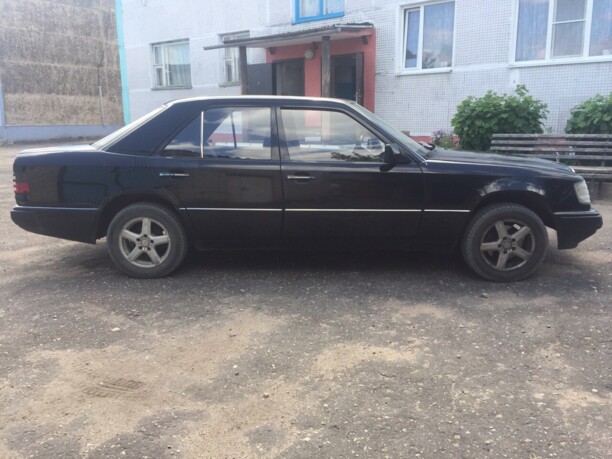 Mercedes-Benz E-Класс W124, S124, C124, A124, 1992 г.