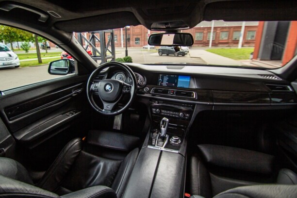 BMW 7 серия F01, F04, 2012 г.
