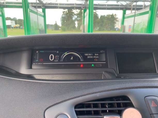 Renault Grand Scenic III · 2-й рестайлинг, 7 мест, 2014 г.