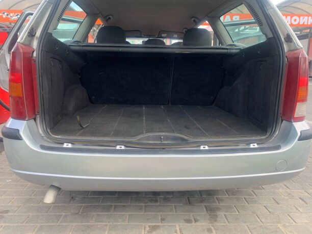 Ford Focus I · Рестайлинг, 2002 г.