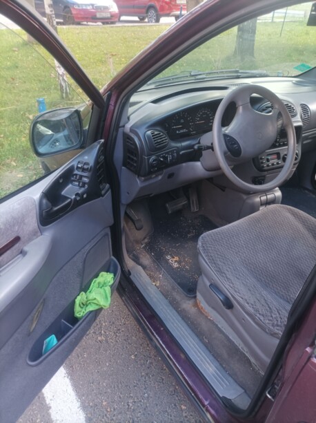 Dodge Caravan III, 7 мест, 2000 г.