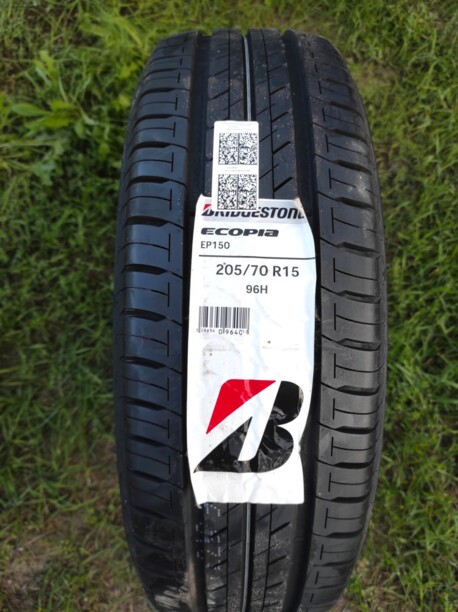 Легковые шины Bridgestone ECOPIA ЕР 150 205/70 R15 4 шт.