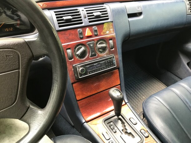 Mercedes-Benz E-Класс W210, S210, 1996 г.