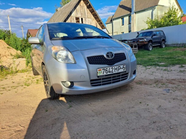 Toyota Yaris II (XP9), 2008 г.