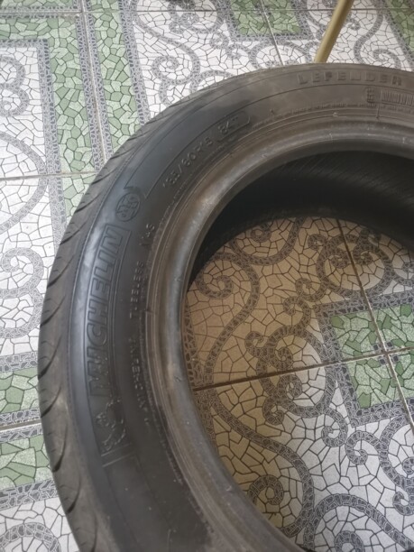 Легковые шины Michelin 185/60 R15 4 шт.