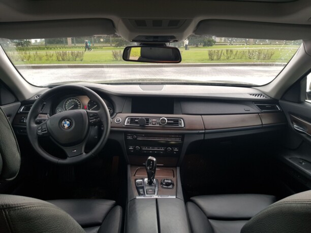 BMW 7 серия F01, F04, 2011 г.