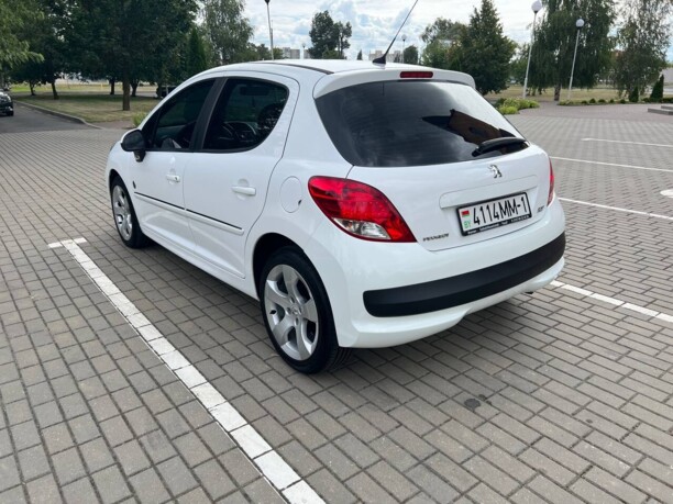 Peugeot 207 I · Рестайлинг, 2010 г.