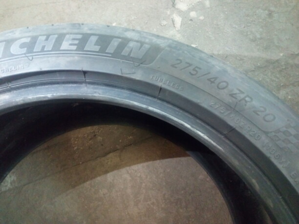 Легковые шины Dunlop N/A 315/35 R20 4 шт.