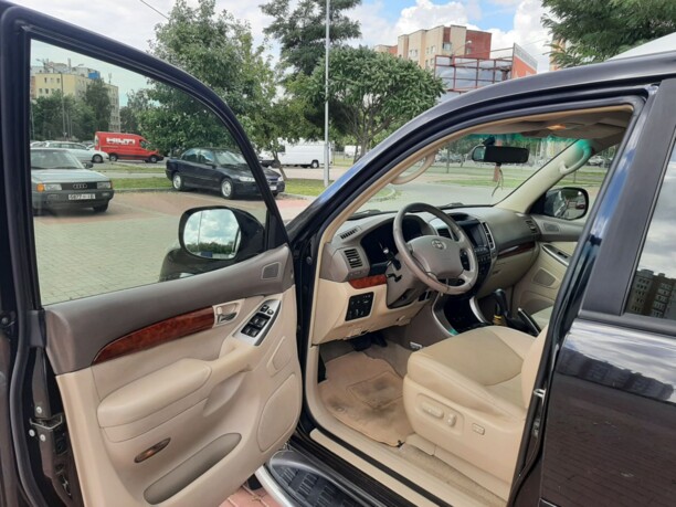 Toyota Land Cruiser Prado J120, 7 мест, 2005 г.