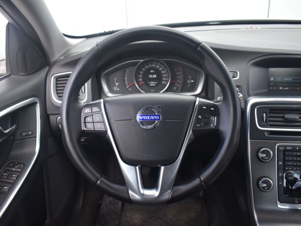 Volvo S60 II · Рестайлинг, 2014 г.