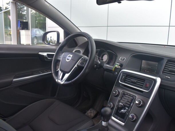Volvo S60 II · Рестайлинг, 2014 г.