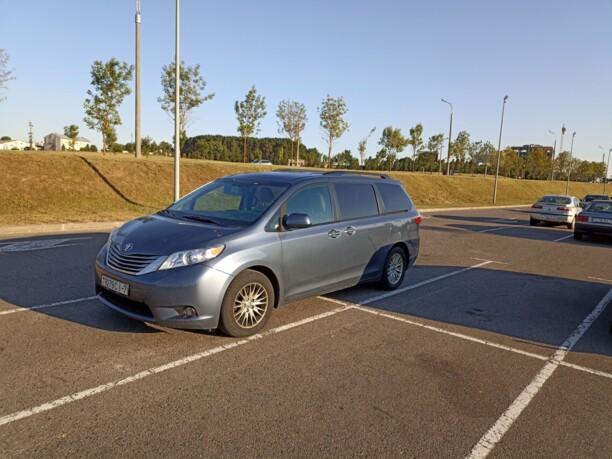 Toyota Sienna III (XL30) · Рестайлинг, 2017 г.