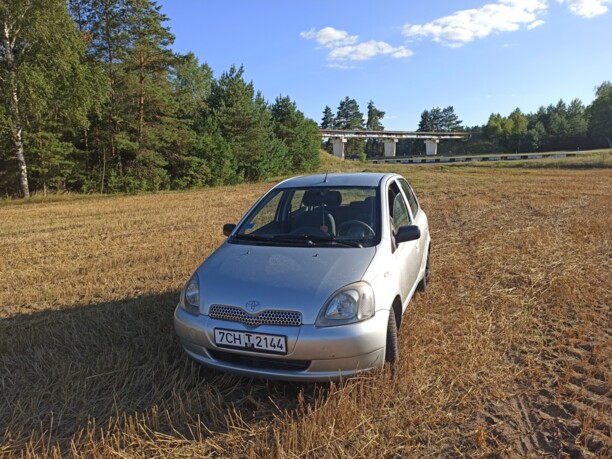 Toyota Yaris I (P1), 2000 г.