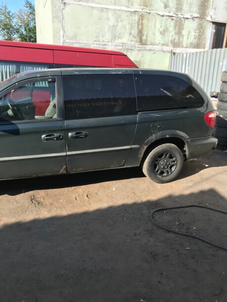 Dodge Grand Caravan IV, 7 мест, 2001 г.