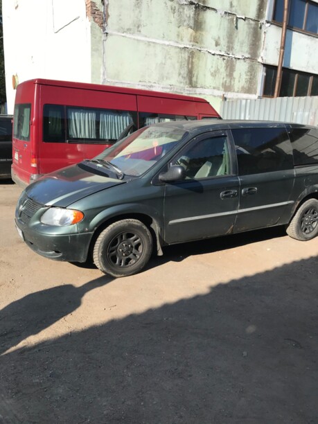 Dodge Grand Caravan IV, 7 мест, 2001 г.