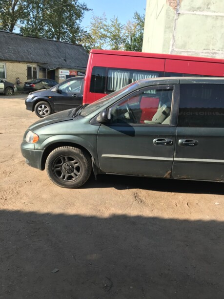 Dodge Grand Caravan IV, 7 мест, 2001 г.