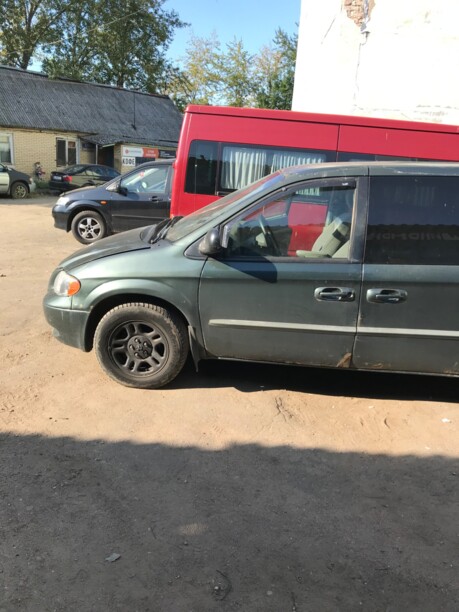 Dodge Grand Caravan IV, 7 мест, 2001 г.
