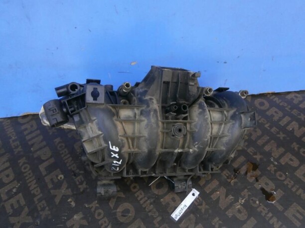 Впускной коллектор в сборе для Opel Corsa C 2000 - 2003